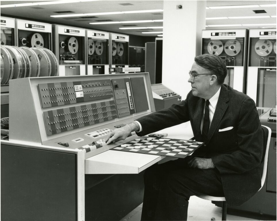 4_1959_IBM7090_Arthur Samuel_Checkers CHM